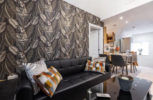 Guildford Apartment | Flat in Guildford