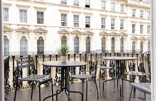 Queen's Gate House | Flat in Kensington