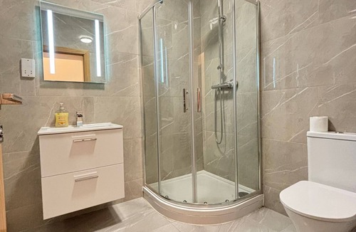 Leigh Apartment | Flat in Leigh - Greater Manchester