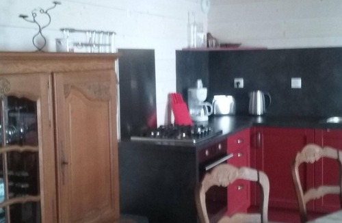 Albiez-le-Jeune Apartment | Flat in stone house