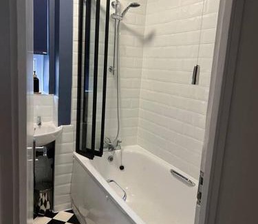 White City Apartment | Flat in White city - Westfield