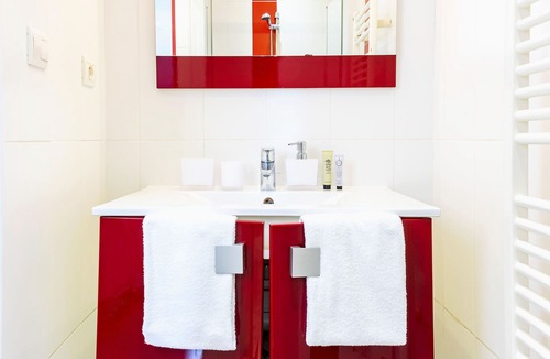 Bordeaux Sud Apartment | FLAT T2 ESPELETTE Gare St Jean