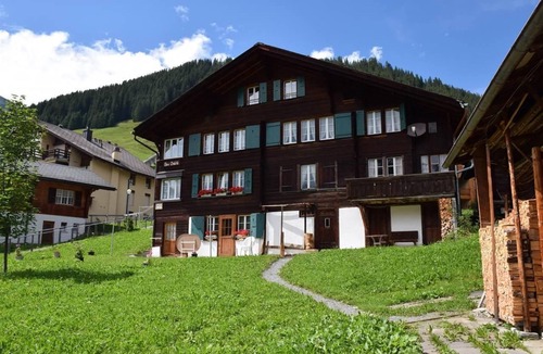 Murren Ski Chalet | Flat West in the Chalet bim Chilchli