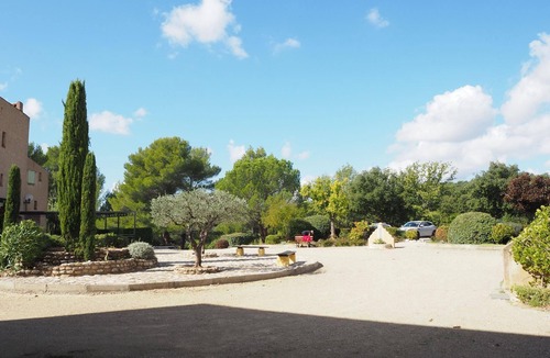 Sainte-Croix-du-Verdon Apartment | Flat with lake view