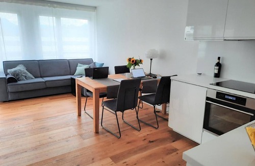 Locarno Apartment | Flat with mountain view