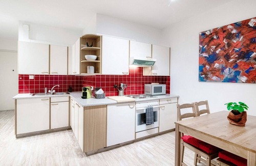 Paradiso Apartment | Flat with terrace 3 minutes from the station (PONTE PARADISO)