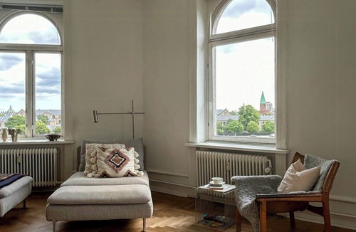 Norrebro Apartment | Flat with views over the lakes and Nørrebro
