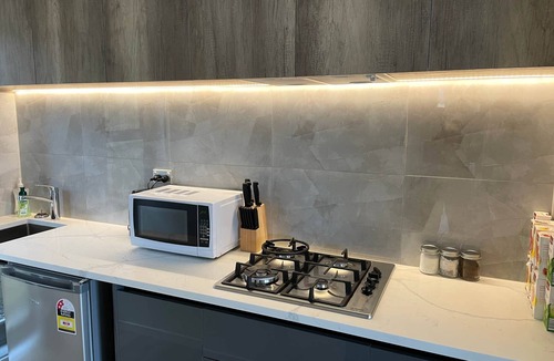 Flat Bush House | Flatbush Holiday Accommodation, Luxury Residence