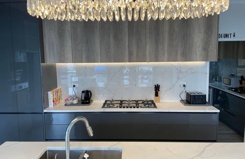 Flat Bush House | Flatbush Holiday Accommodation, Luxury Residence