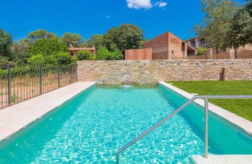 Sant Jordi Desvalls House | Flateli Diana