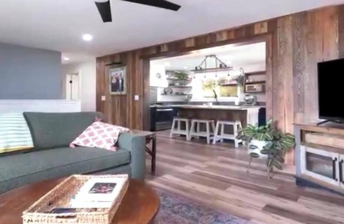 Woods Bay House | Flathead Lake 5 bedroom cottage