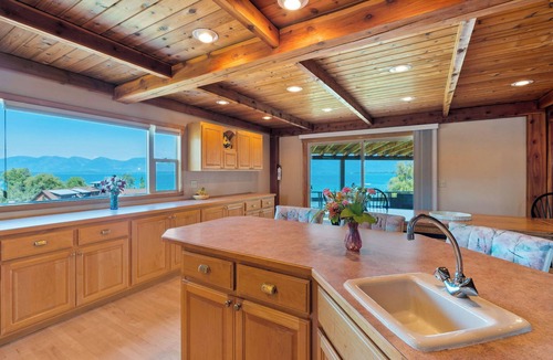 Jette House | Flathead Lake Haven on the Water