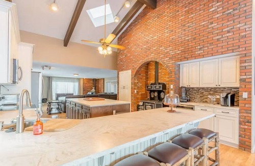Lakeside House | Flathead Lake Villa- Pool, Hot Tub, Lake Dock