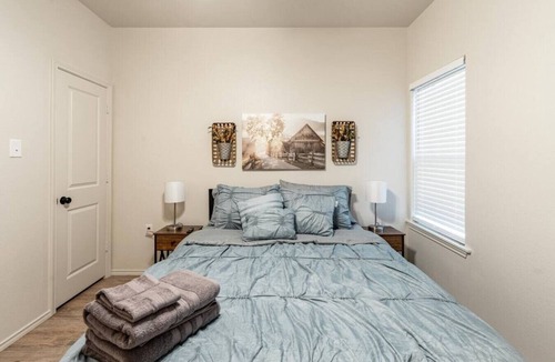Lubbock House | Flatland Retreat - 3BR/2BA - Brand New Home