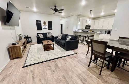 North by Northwest House | Flatland Retreat - 3BR 2BA - Brand New Home