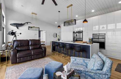 Flatrock House | Flatrock Ocean View Sauna 3B 3.5BA