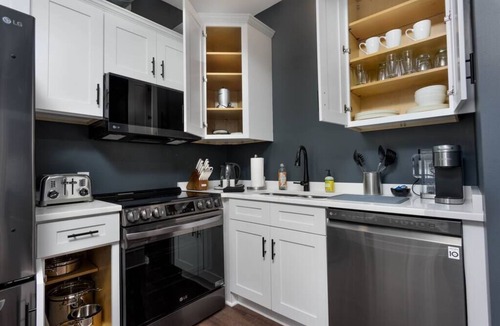 Harrisburg Apartment | Flats on Front - Riverfront Gem, Fast Wi-Fi, 3F