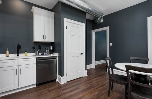 Harrisburg Apartment | Flats on Front - Riverfront Gem, Fast Wi-Fi, 3F