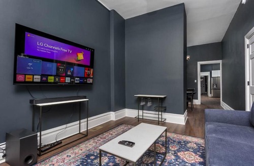 Harrisburg Apartment | Flats on Front - Riverfront Gem Fast Wi-Fi 1F