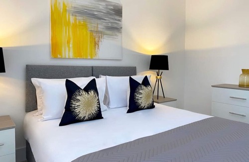 Fleet Apartment | Fleet Heights Apartment Five