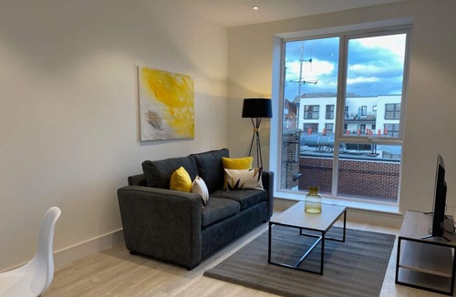 Fleet Apartment | Fleet Heights Apartment Five