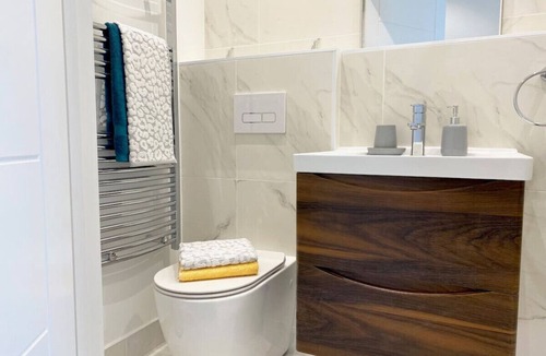 Fleet Apartment | Fleet Heights Apartment Eight