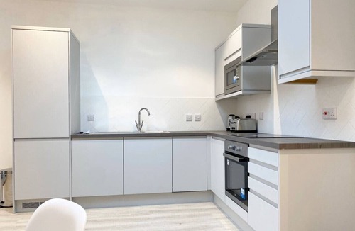 Fleet Apartment | Fleet Heights Apartment One