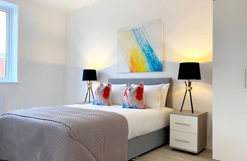 Fleet Apartment | Fleet Heights Apartment One