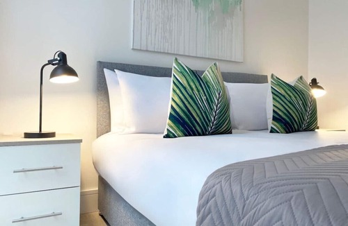 Fleet Apartment | Fleet Heights Apartment Ten