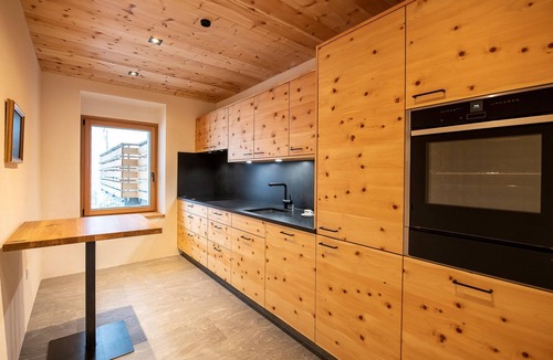 Flims Apartment | Flem Mountain Lodge, (Flims Waldhaus). Moderne neue 4.5 Ferienwohnung by Interhome