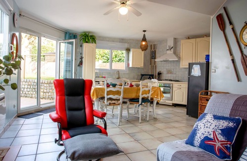 La Rogere House | Fleur d'été by Interhome