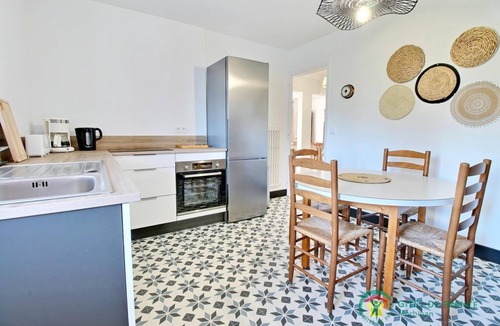 Locoal-Mendon House | Fleur D'ajonc - Locoal Mendon