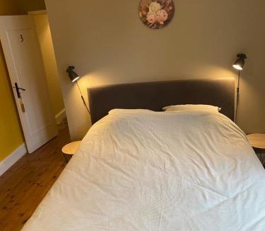 Perpezac-le-Blanc Bed & Breakfast | Fleur d’Iris