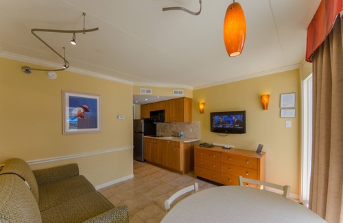 Wildwood Crest Hotel | Fleur De Lis Beach Motel