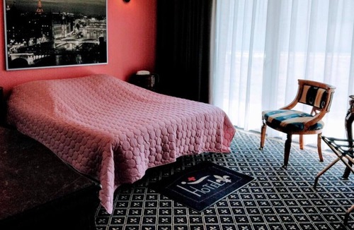 Bailleul Apartment | >>> Fleur de Lys 1 >>>