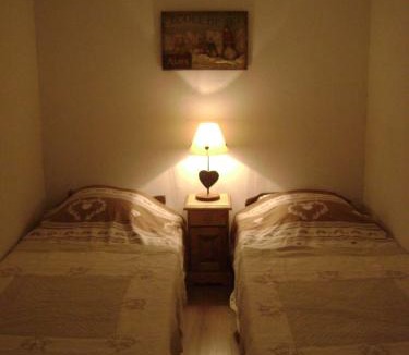 Gilly-sur-Isere Ski Chalet | fleur de neige