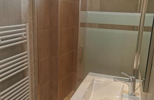 Le Deffand House | Fleurs du deffand