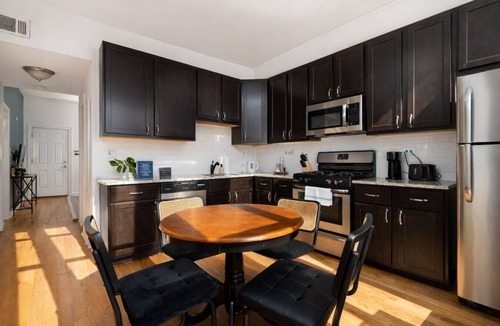 West Town Apartment | Flexhome Ukrainian Village 2BR Walkable + Private Balcony · Sleeps 6