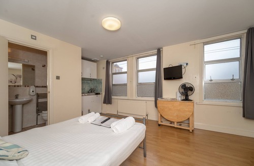 Tooting House | Flexistay Aparthotel Tooting