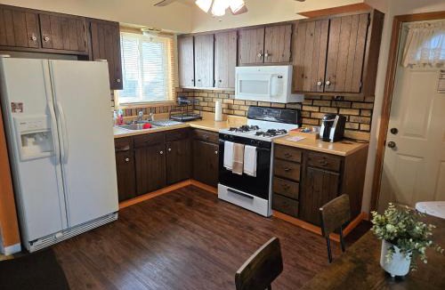 South Holland House | FlexStay