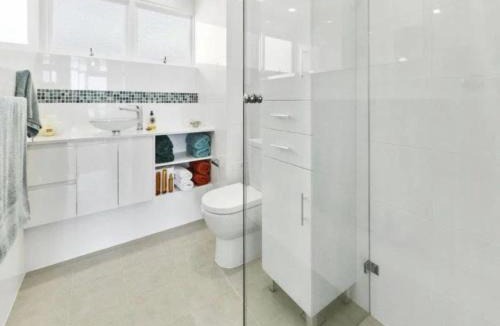 Collaroy Beach Apartment | Flight Deck - Iconic Beachfront