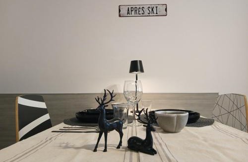 Flims Apartment | Flims Laax, Parking, Ski, Ski room, Self Check-in Wi-Fi Caumasee