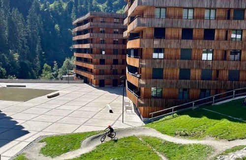 Flims Apartment | Flims Stenna SELVA directly by the mountain railway ski slope