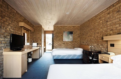 Flinders Hotel | Flinders Cove Motor Inn