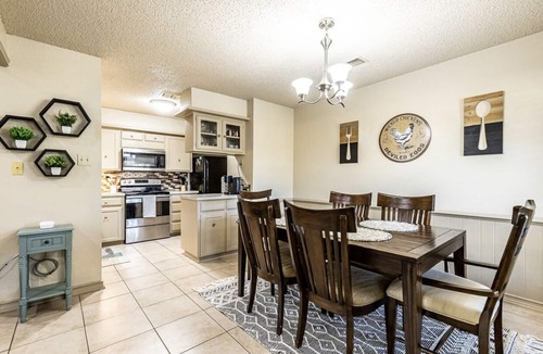 Lubbock House | Flintwood Mac