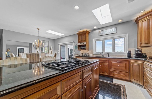 Henrico House | FLIPFLOP INN on PARADISE POINT - 5Bdr/4Bth-Outdoor Oasis-Waterfront, Dock, Beach