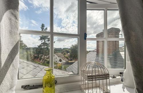 Kington House | Flo's Cottage