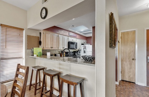 New Braunfels Condo | Float Inn 2 at Camp Warnecke on the Comal River across from Schlitterbahn