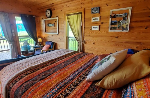 Fairbanks Apartment | Float on the Ouachita River
