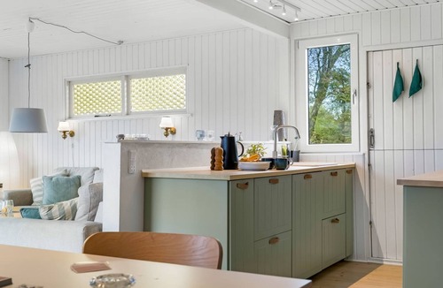 Hou House | "Floora" - from the sea by Interhome